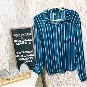 {Wild Fable} Light Weight Stripe Button Down Shirt